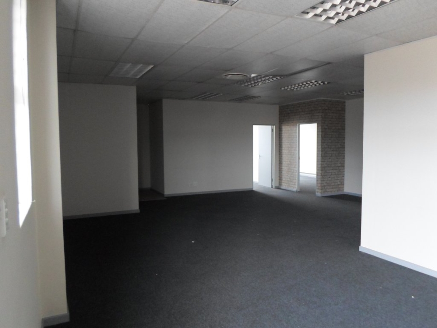 To Let commercial Property for Rent in Marconi Beam Industria Western Cape